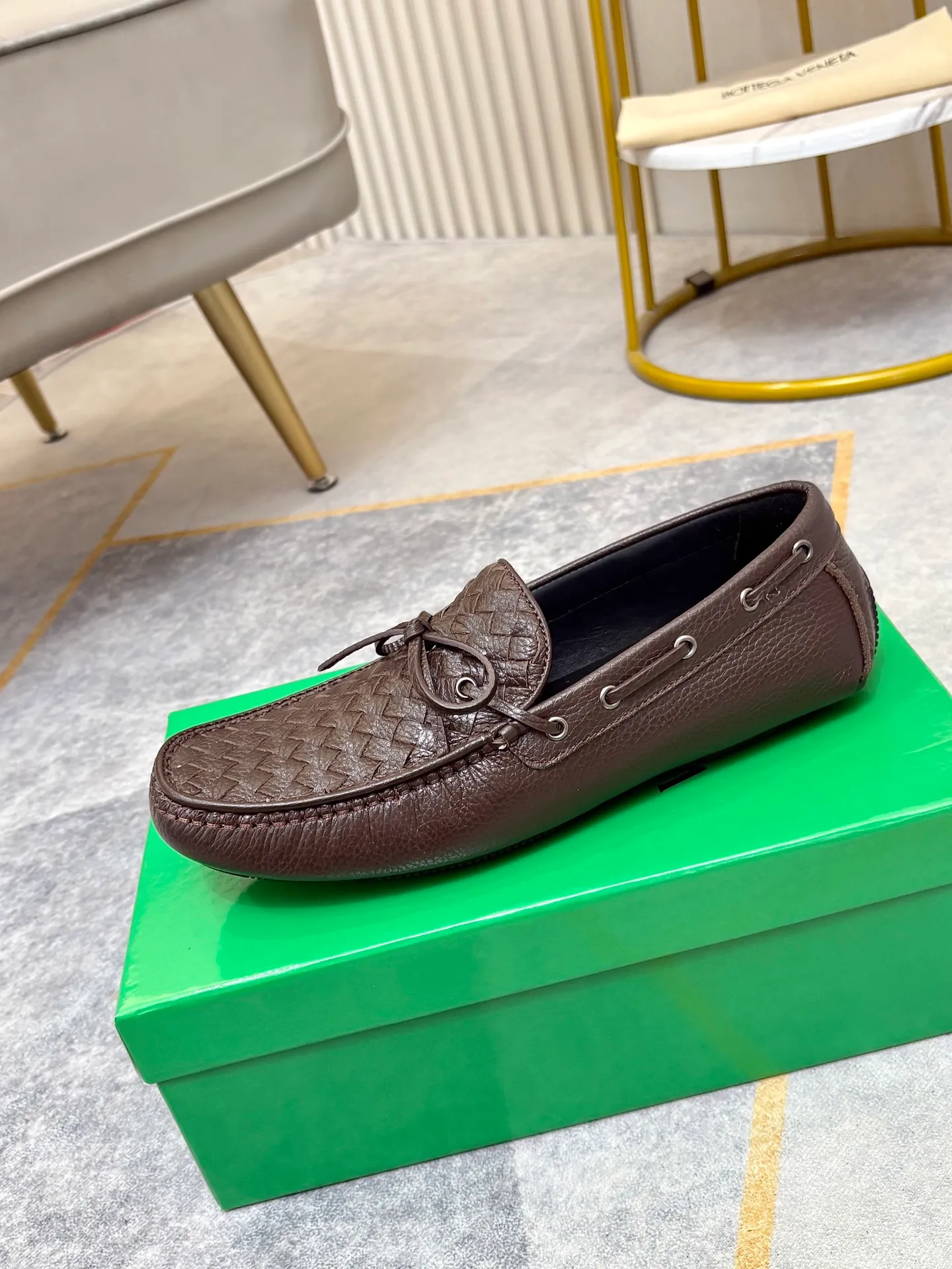 P420💰 (Niu Li + Niu Pad) [BV] The latest hot style‼ ️Casual men's shoes, uppers imported first-layer cowhide ➕Full imported cowhide lining✔️Exquisite workmanship, excellent foot feel, special rubber soles✔️, cool and fashionable, the latest fashion, fashionable outsole, hurry up.  Code number: 38-44 (can be customized to 37.45, non-refundable)